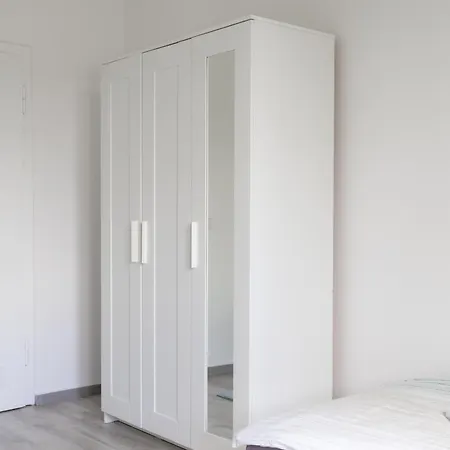 Schmückstück Am Fuße Der Rü